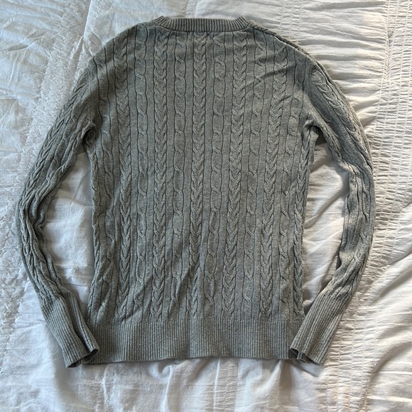 Cable Knit Classic Sweater - Picture 3 of 3